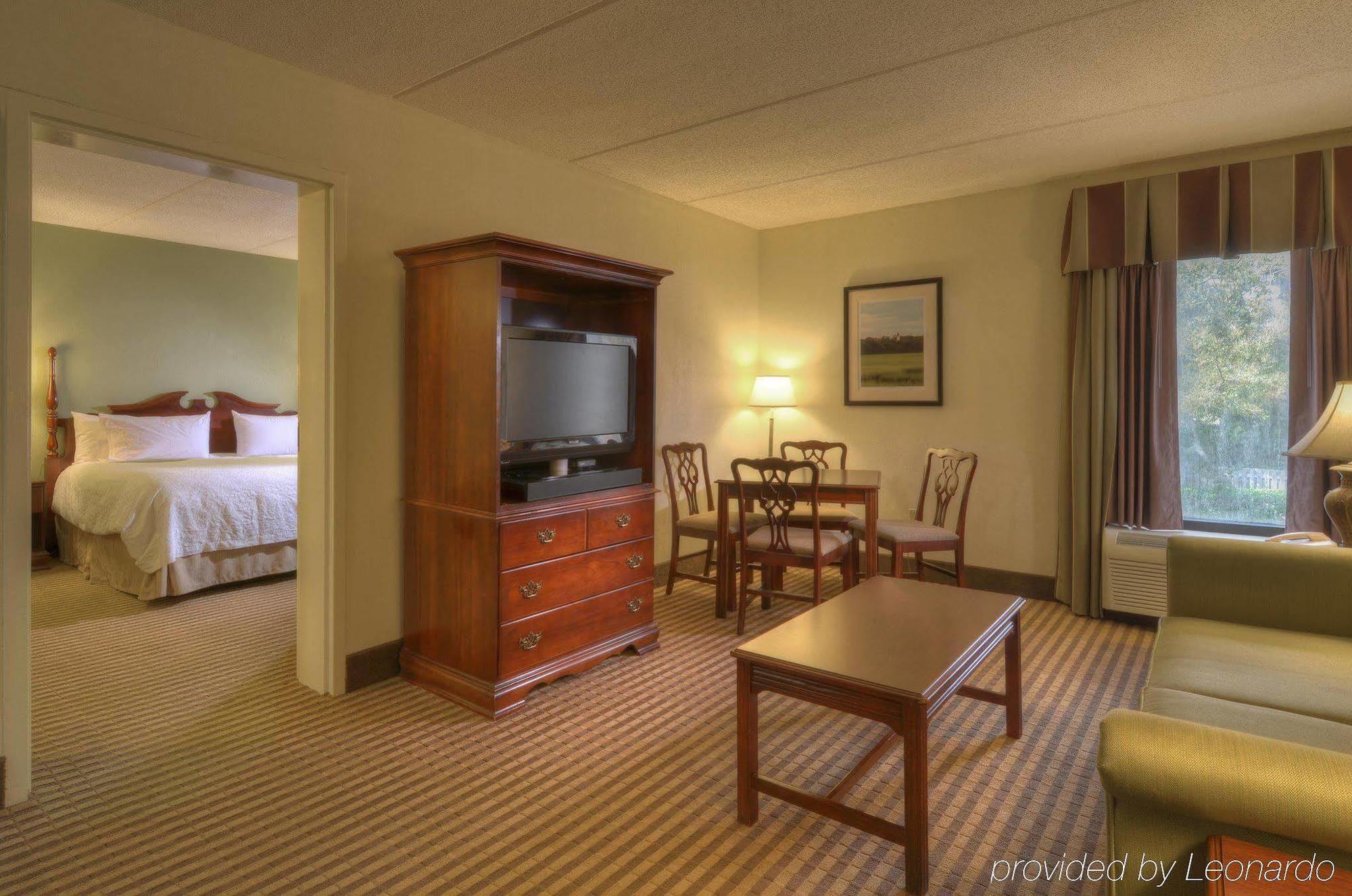 Hampton Inn Amelia Island Фернандина Бич Экстерьер фото